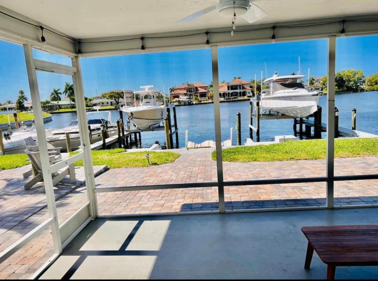 Cheerful Home With Two Bedrooms Cape Coral Bagian luar foto